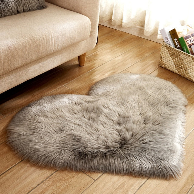 Love Heart Rugs Artificial Wool Hairy Carpet Faux Floor Mat Fur Plain Fluffy Area Rug Soft Living Room Carpet Bedroom Floor Mat